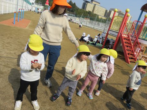 保育の様子(駅前小規模園)