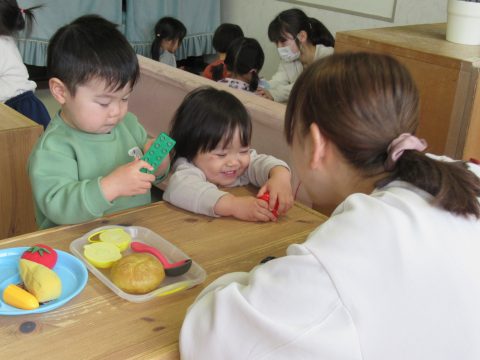 保育の様子(4組)