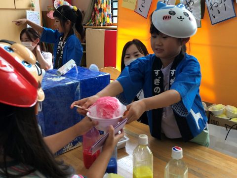 1組　夏祭りごっこ（参観日）の様子です♪